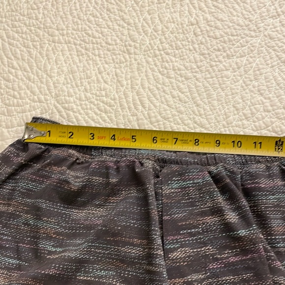 Lululemon Surge Shorts Size M - Picture 4 of 9